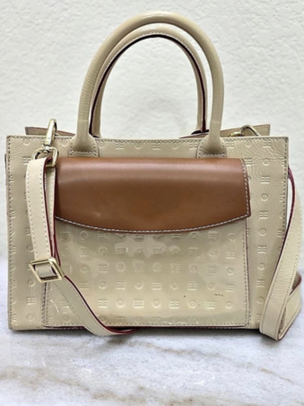Arcadia Italy Cream Patent Leather Embossed Logo Handbag with Tan Flap
